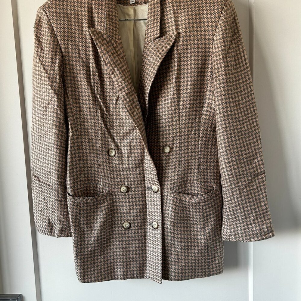 Earl Rutenburg  Pink and Gray Tailored  Fit 100% Silk Blazer